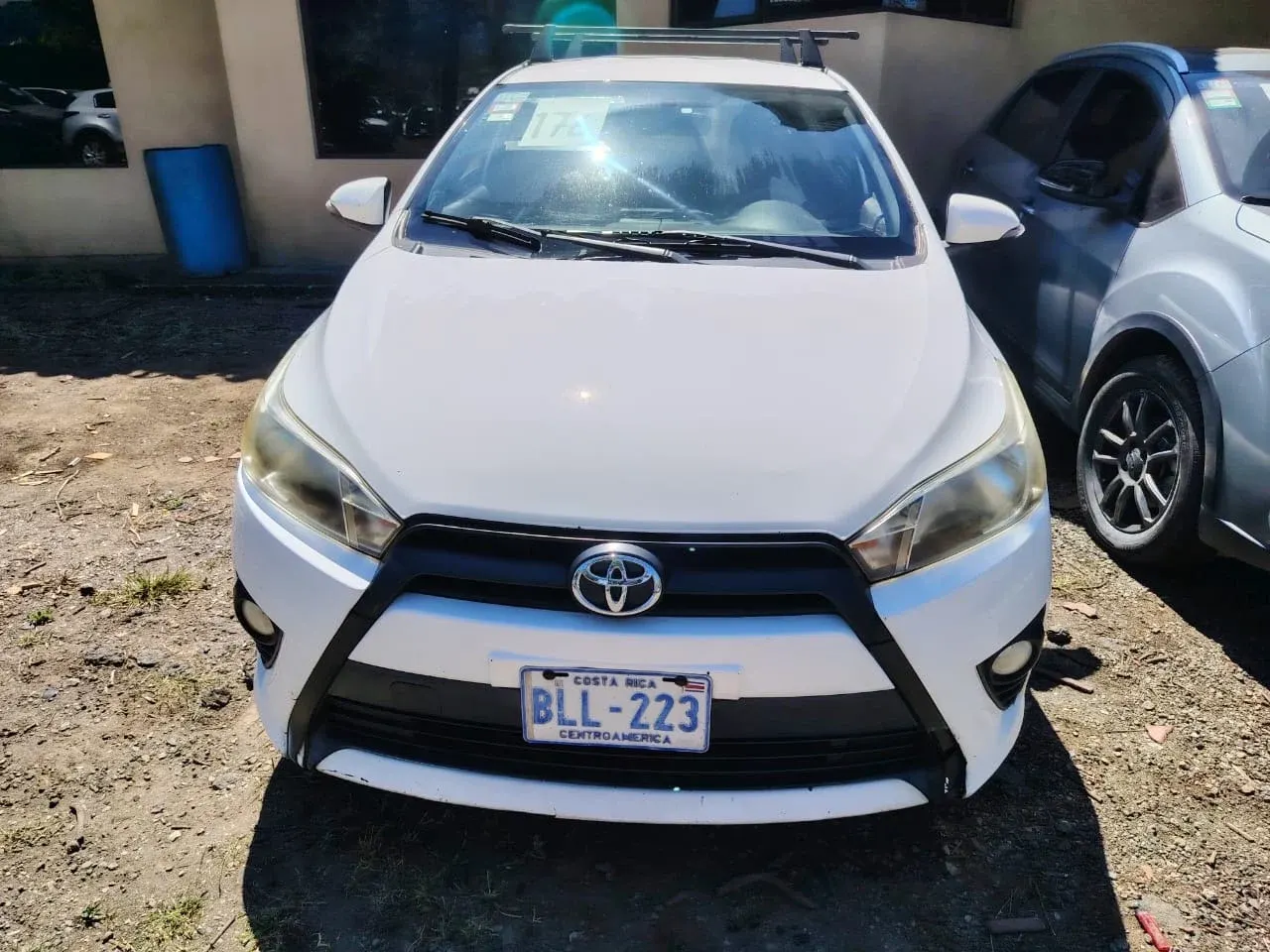 Photo 1 of 2017 Toyota Yaris for sale (plate BLL223)