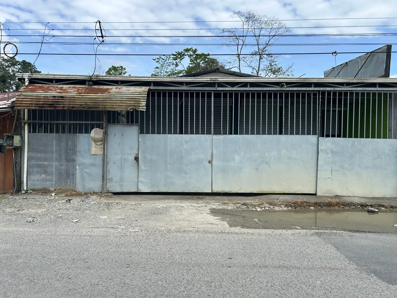 Fotografía 1 de Venta de local comercial en Río Blanco, Limón