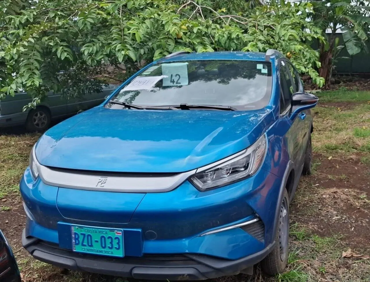 Fotografía 1 de Remate bancario de BYD YUAN PRO EV año 2024 2024 (placa BZQ033)