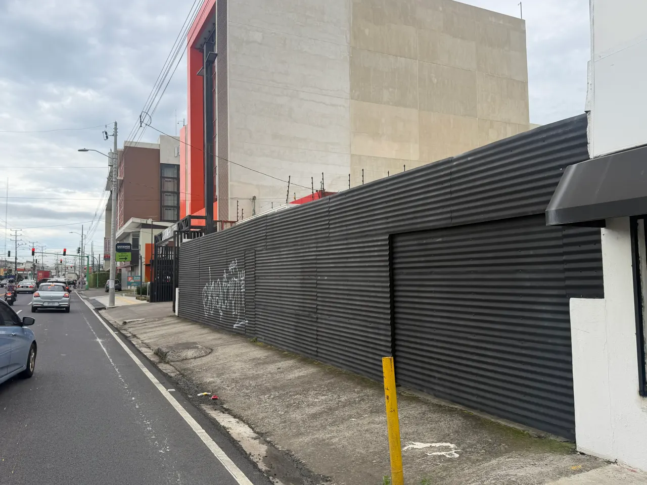 Fotografía 1 de Remate bancario de local comercial en Calle Blancos, Goicoechea, San José